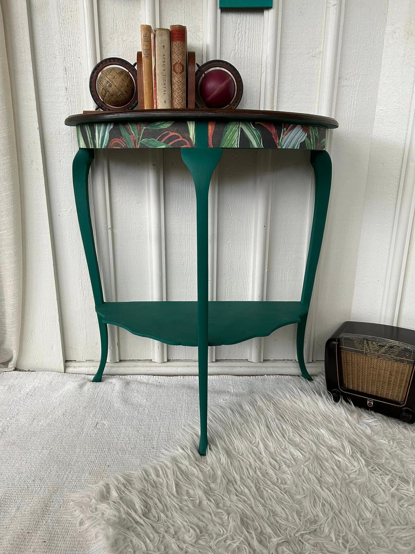 Sidetable "Oase"