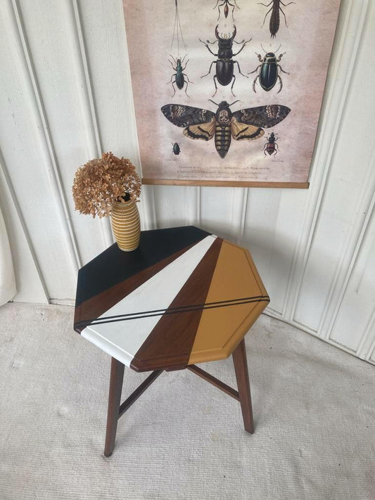 Bijzettafeltje "Geo"