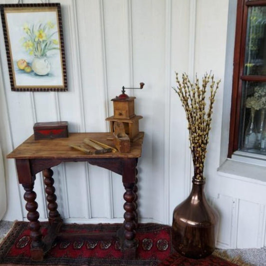 Tafeltje "Frans brocante"