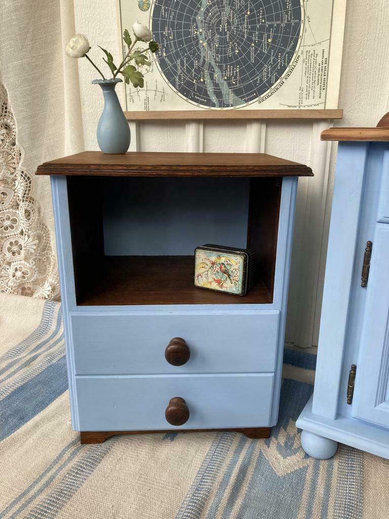 Nachtkastje "Ooievaar"