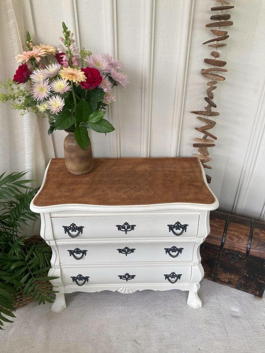 Buikkastje "White Breeze"